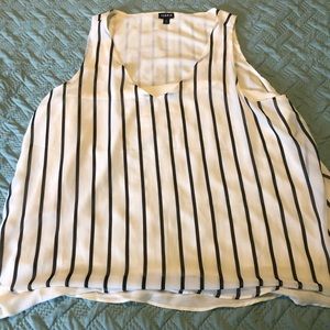 Sleeveless white and black striped Torrid blouse